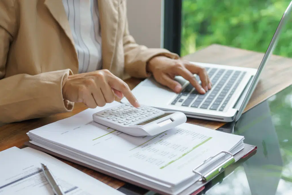 Imposto de Renda: como declarar, evitar multa corrigir erros e restituições.