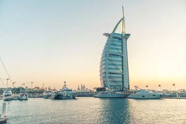 Burj Al Arab: A Joia de Dubai